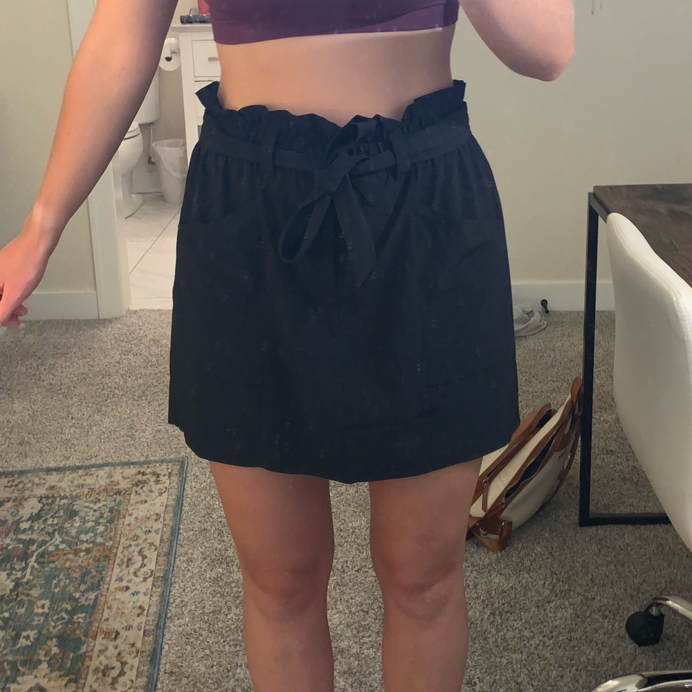 Black athletic skirt from Athleta!